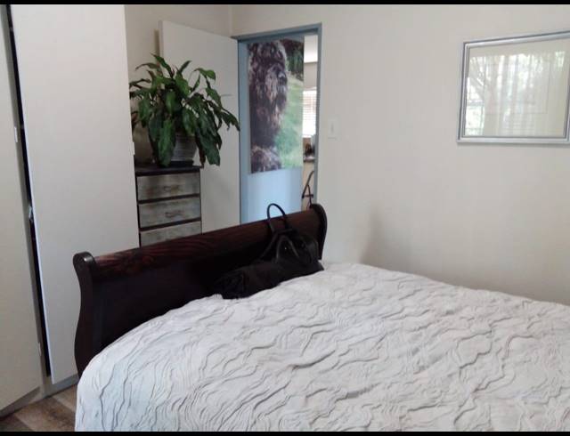2 BEDROOM FLAT SOLD IN DIE HOEWES